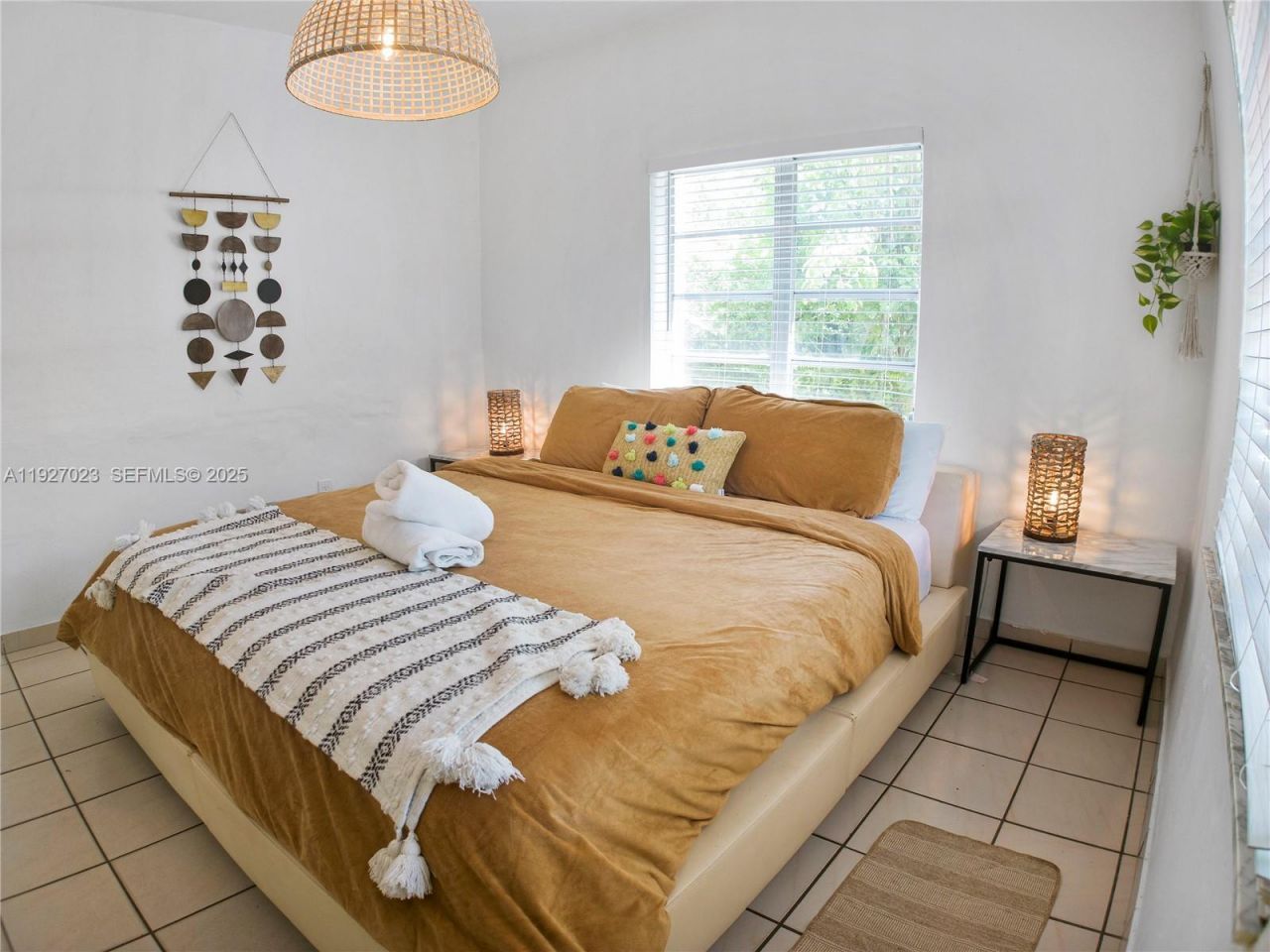 1872 SW 9th St, Miami, FL 33135 Photo