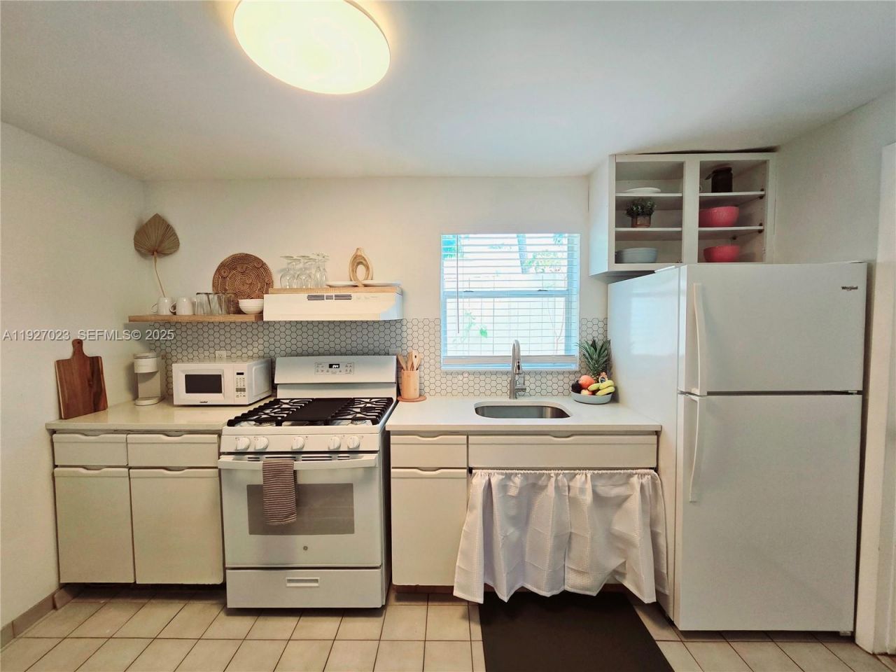 1872 SW 9th St, Miami, FL 33135 Photo