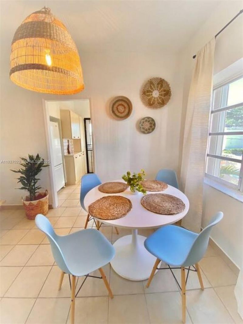 1872 SW 9th St, Miami, FL 33135 Photo