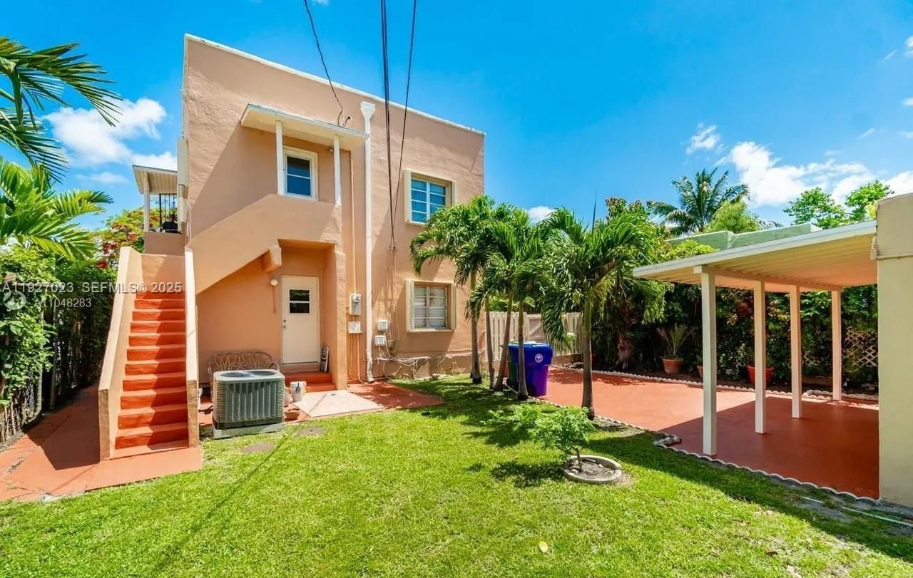 1872 SW 9th St, Miami, FL 33135 Photo