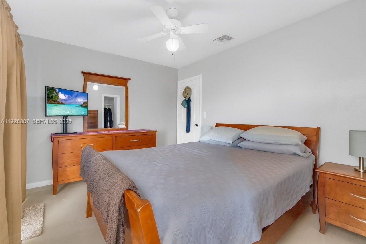 3981 NW 201st St, Miami Gardens, FL 33055 Photo