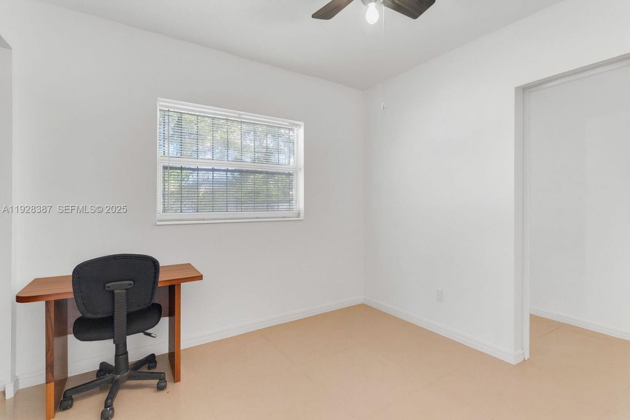 3981 NW 201st St, Miami Gardens, FL 33055 Photo