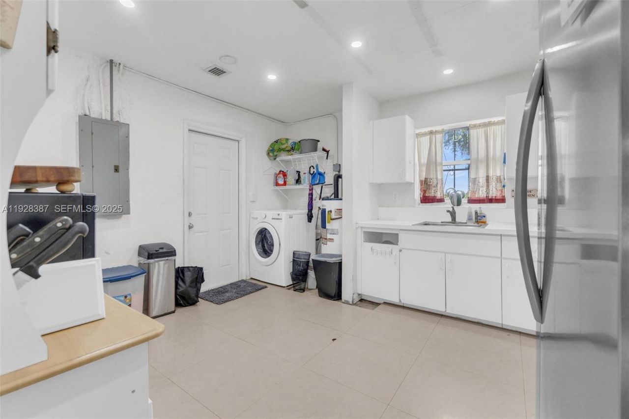 3981 NW 201st St, Miami Gardens, FL 33055 Photo