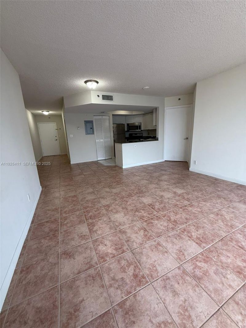 8911 Collins Ave, Unit 1103, Surfside, FL 33154 Photo