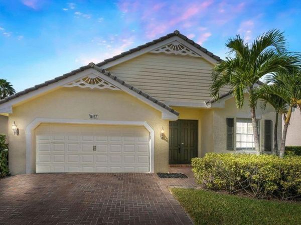 11497 SW Glengarry Court, Port Saint Lucie, FL 34987
