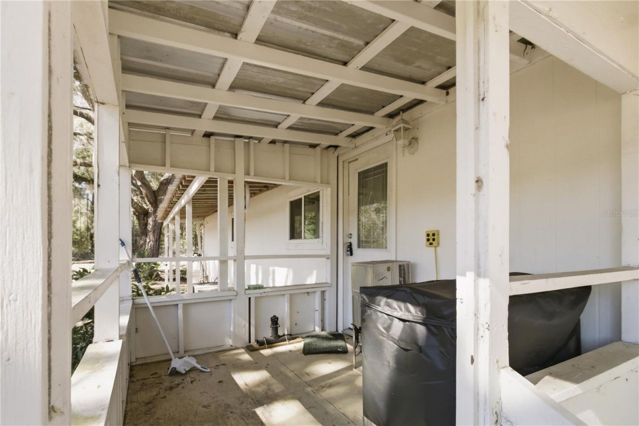 1349 SW 27th Place, Bell, FL 32619 Photo