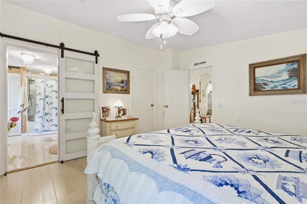 1349 SW 27th Place, Bell, FL 32619 Photo