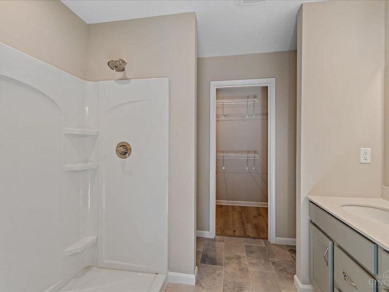 4027 Silverstone Lane, Union Twp, OH 45103 Photo 16