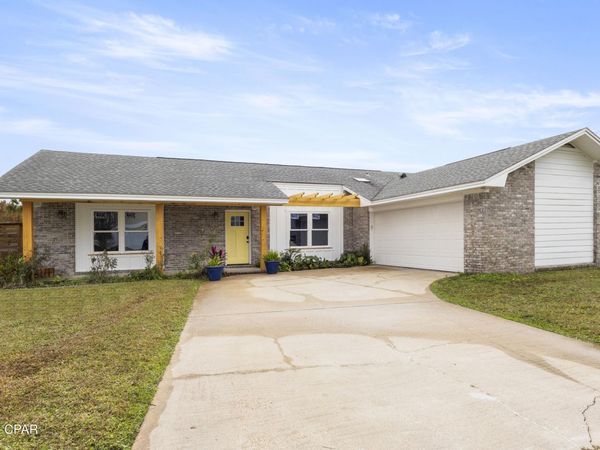 7582 Yellow Bluff Road, Panama City, FL 32404