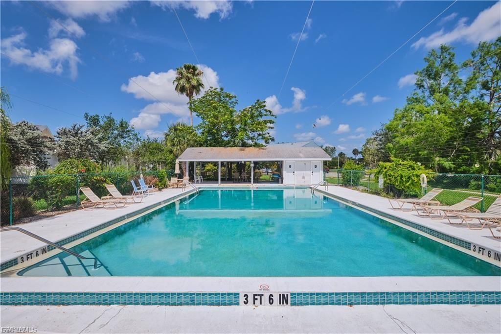 1055 Palm Ave, Unit 216, North Fort Myers, FL 33903 Photo