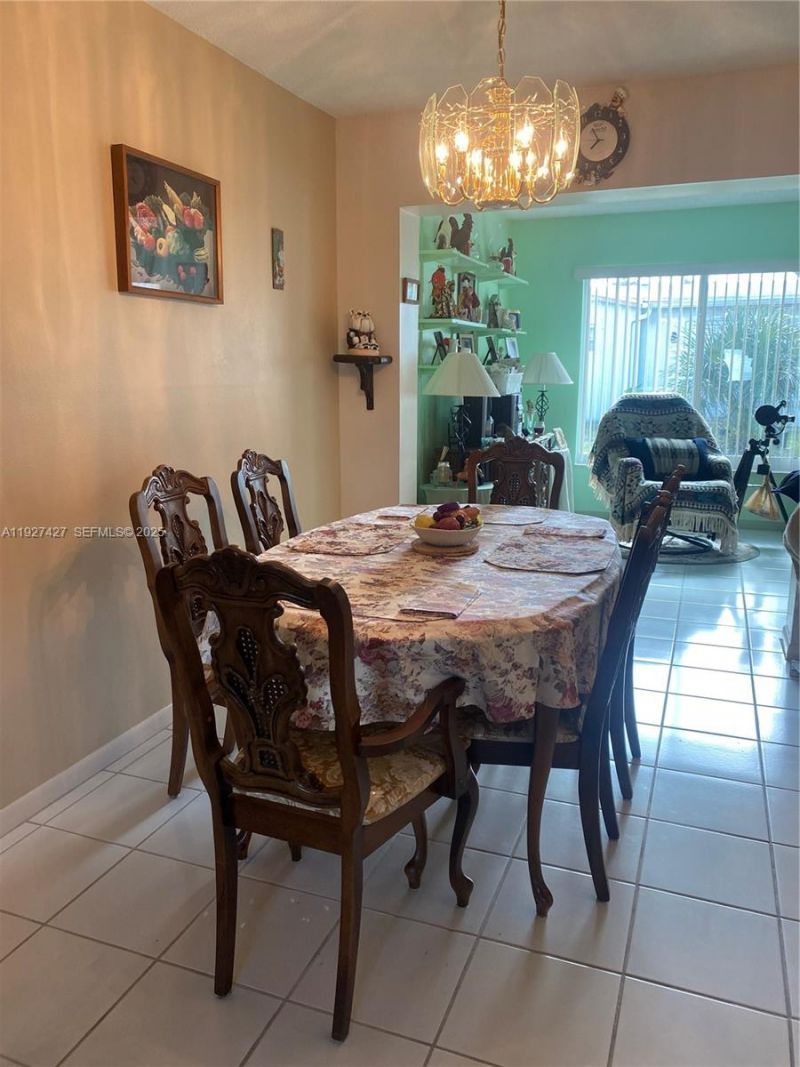 6940 NW 12th St, Margate, FL 33063 Photo