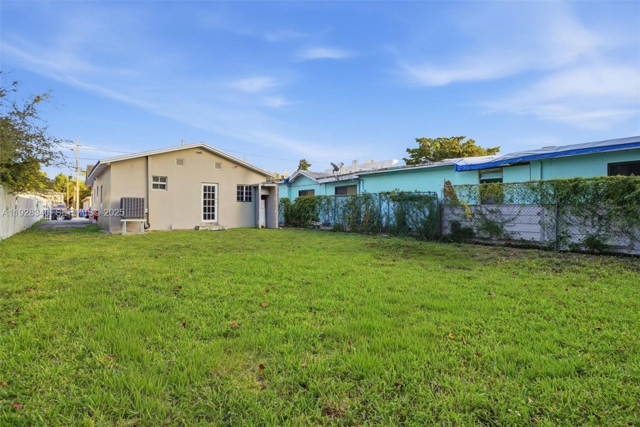 2642 NW 24th Ave, Miami, FL 33142 Photo