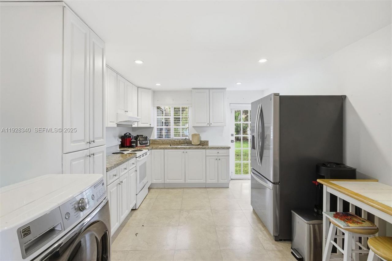 2642 NW 24th Ave, Miami, FL 33142 Photo