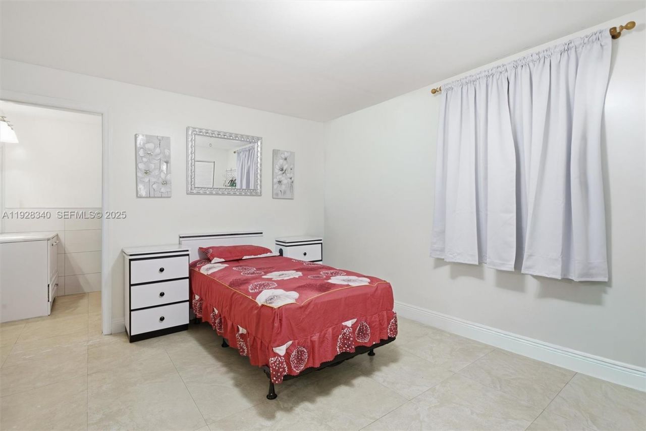 2642 NW 24th Ave, Miami, FL 33142 Photo