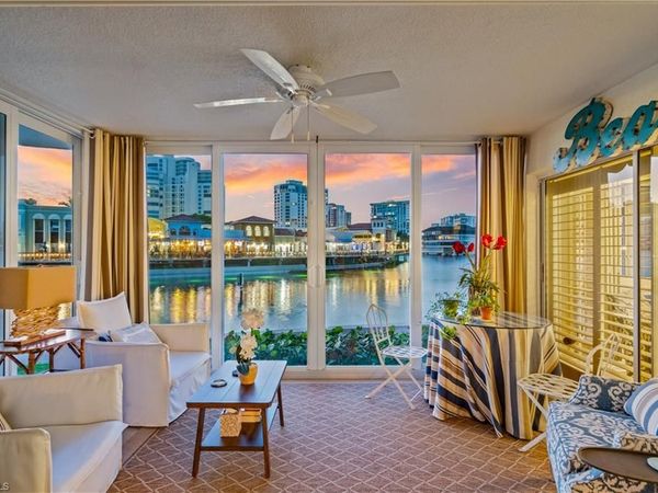 205 Park Shore DR, Unit 4-413, NAPLES, FL 34103