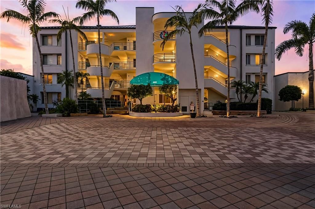 205 Park Shore Dr, Unit 4-413, Naples, FL 34103 Photo