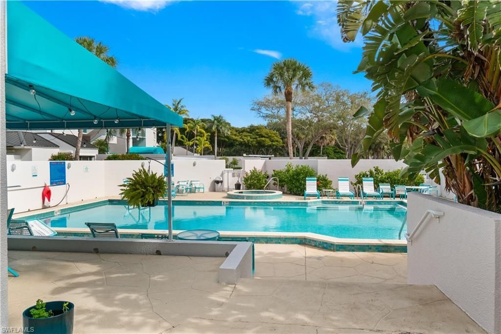 205 Park Shore Dr, Unit 4-413, Naples, FL 34103 Photo