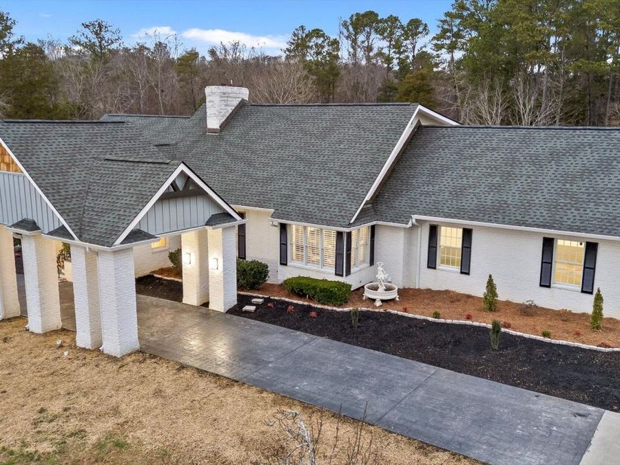Property Image 100