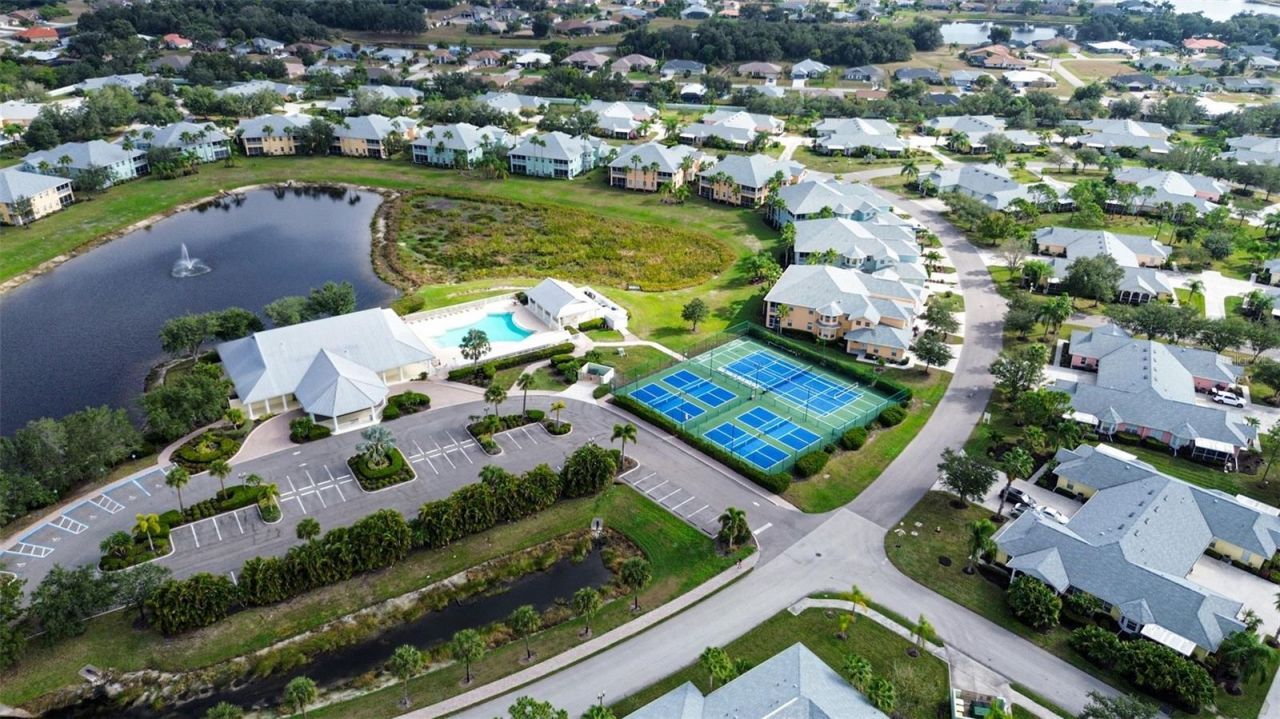 25604 Heritage Lake Boulevard, Unit 118, Punta Gorda, FL 33983 Photo