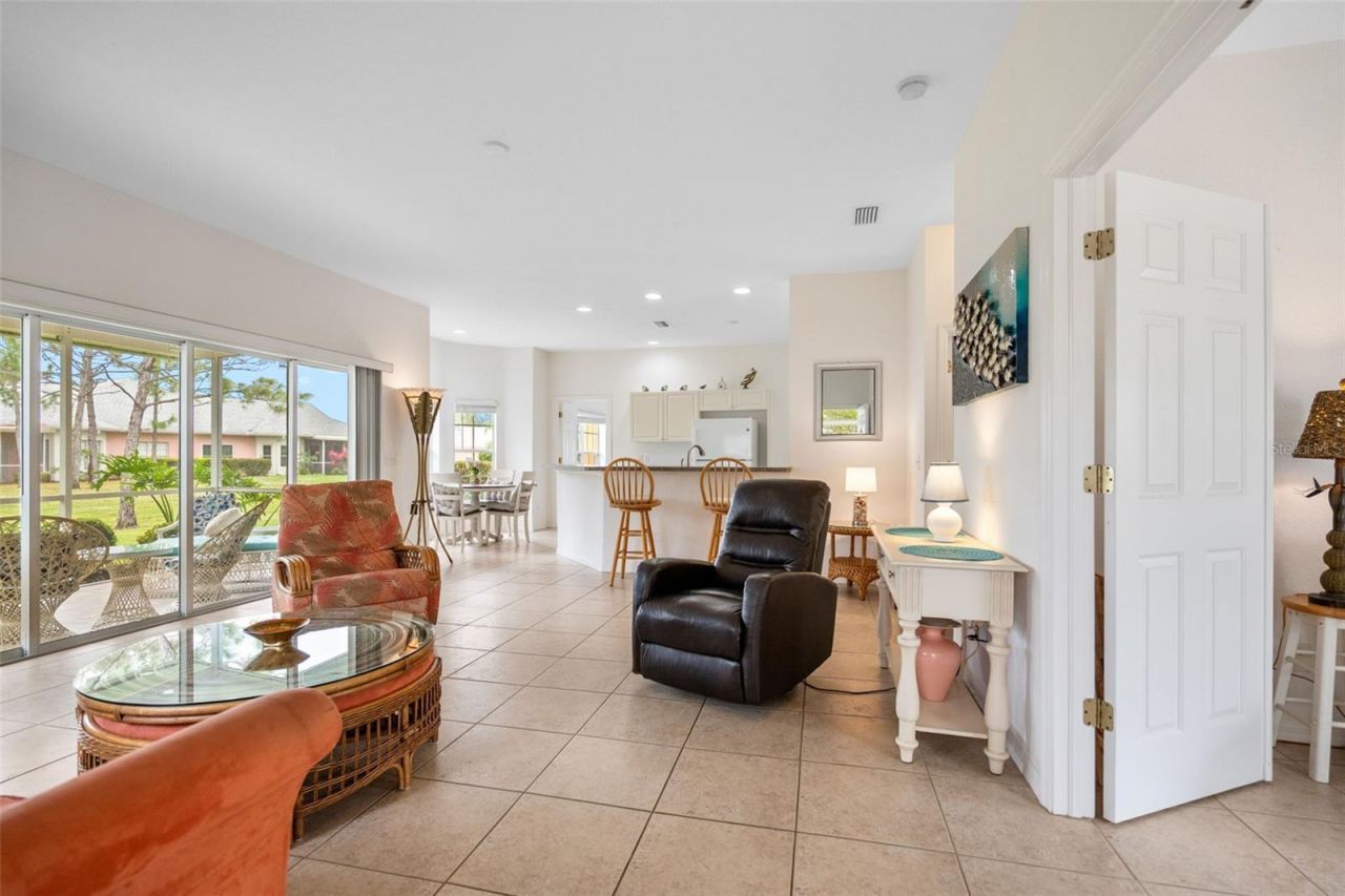 25604 Heritage Lake Boulevard, Unit 118, Punta Gorda, FL 33983 Photo