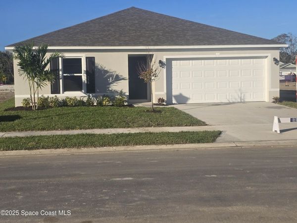 952 SW Richmond Circle SW , Palm Bay, FL 32908