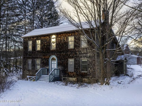 90 W End Road, Hillsdale, NY 12529