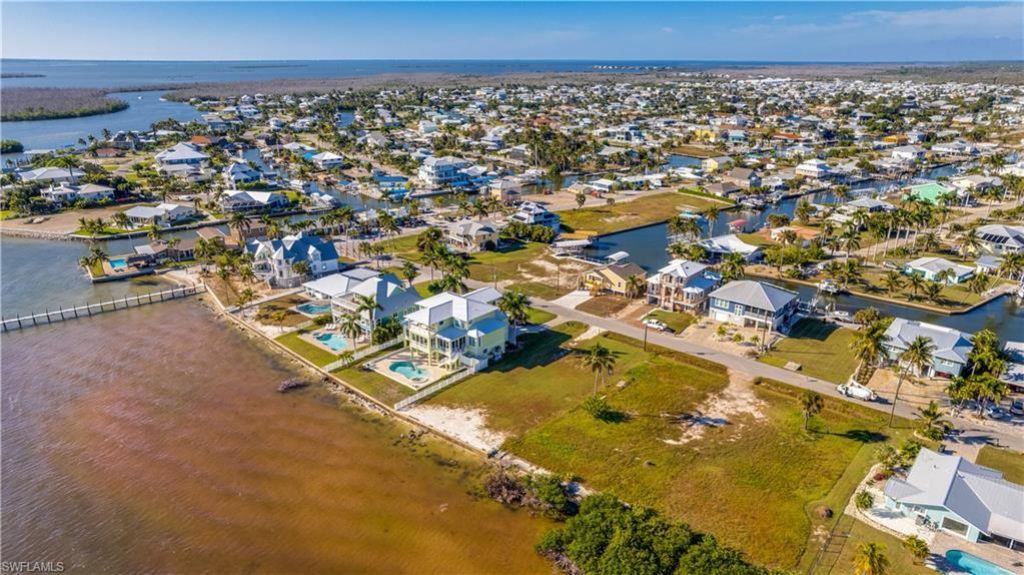 3429 1st Ave , Saint James City, FL 33956 Photo