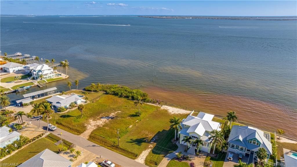 3429 1st Ave , Saint James City, FL 33956 Photo