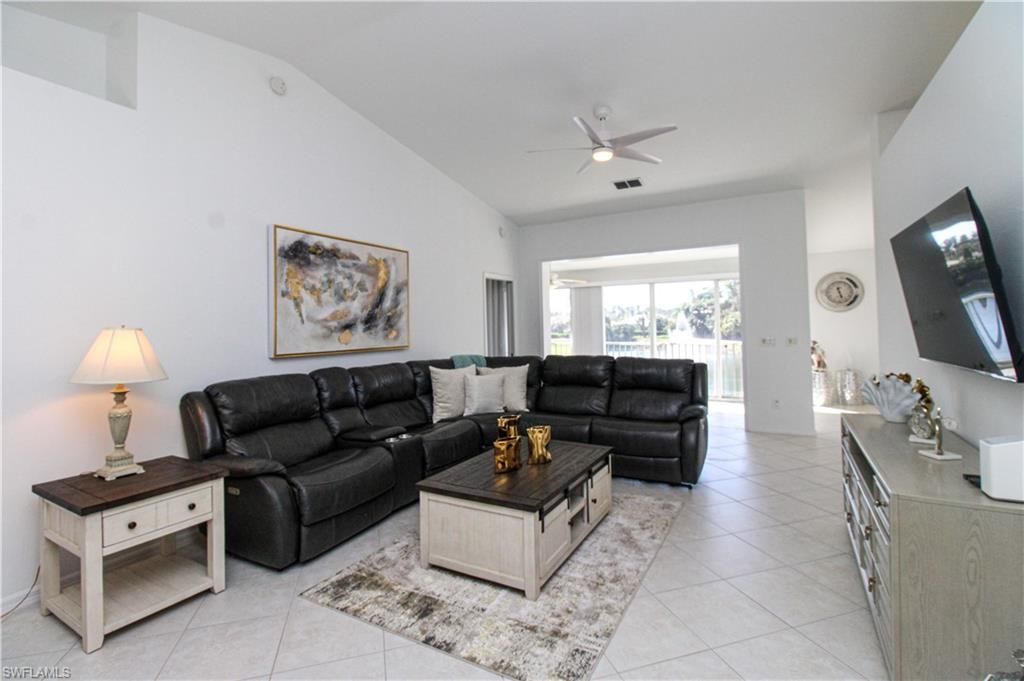 5645 Whisperwood Blvd, Unit 504, Naples, FL 34110 Photo