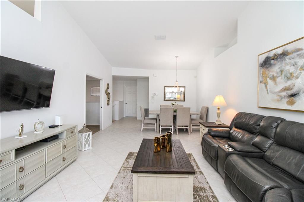 5645 Whisperwood Blvd, Unit 504, Naples, FL 34110 Photo