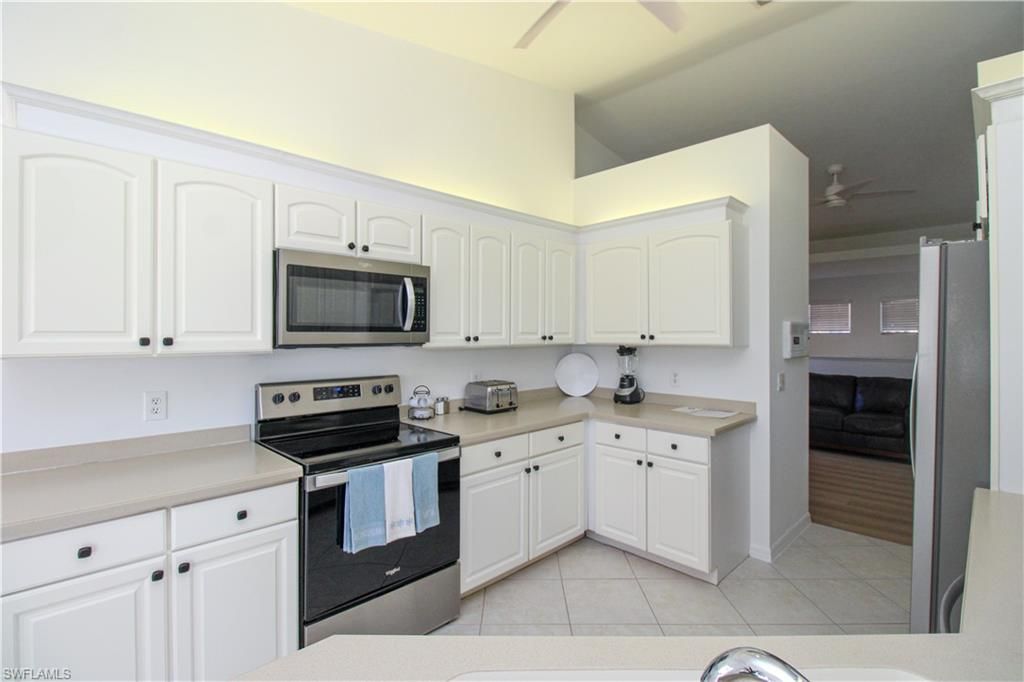 5645 Whisperwood Blvd, Unit 504, Naples, FL 34110 Photo