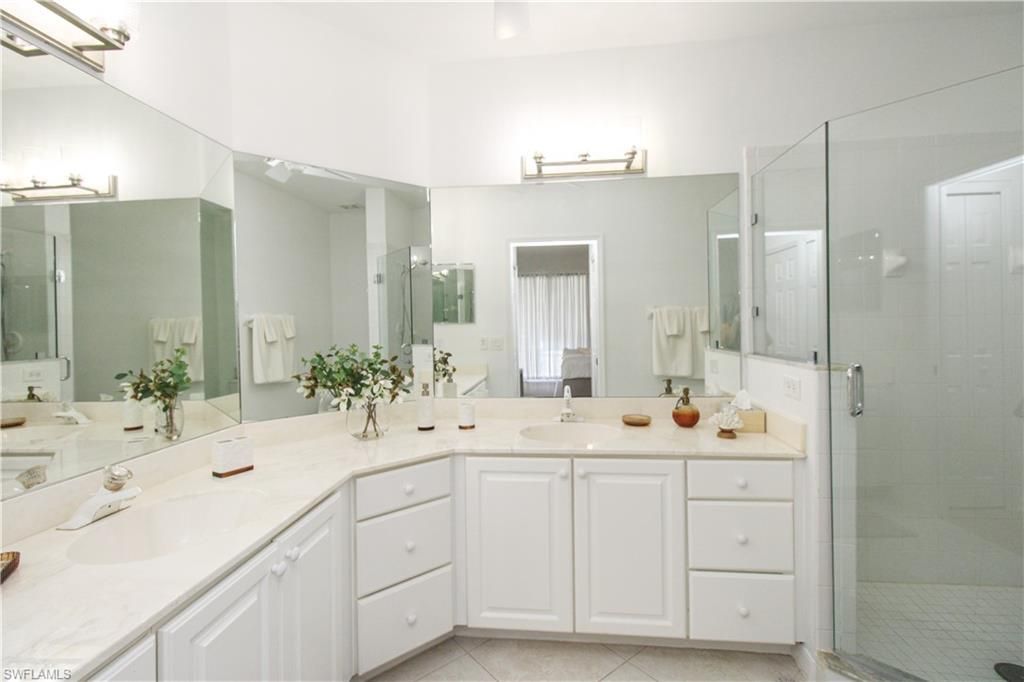 5645 Whisperwood Blvd, Unit 504, Naples, FL 34110 Photo