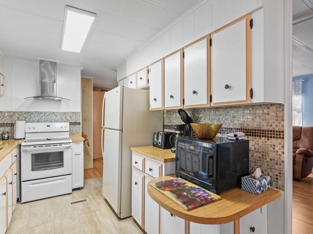 4 Oliva Road, Port Saint Lucie, FL 34952 Photo