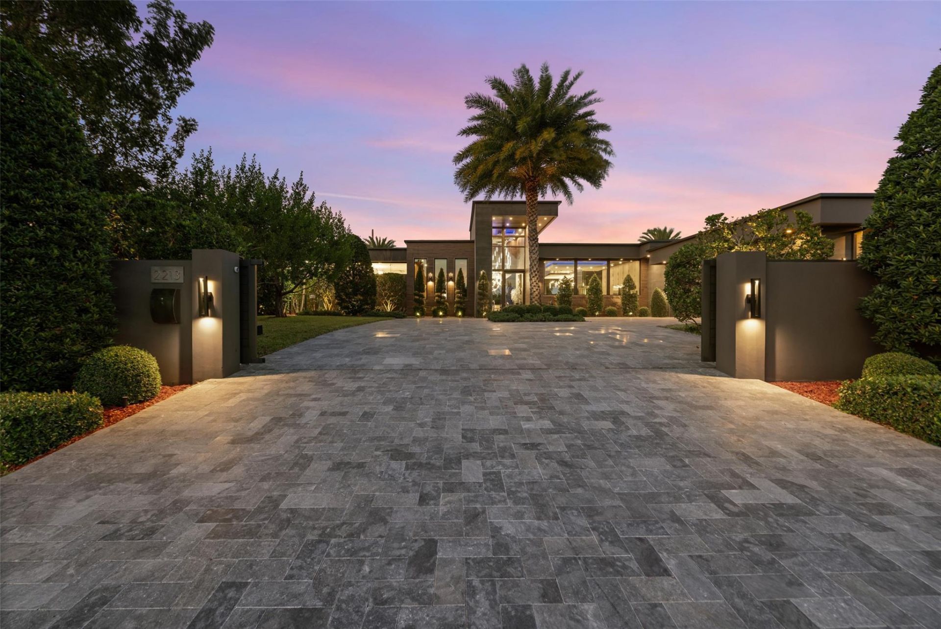 2213 NE 37th Drive, Fort Lauderdale, FL 33308 Photo