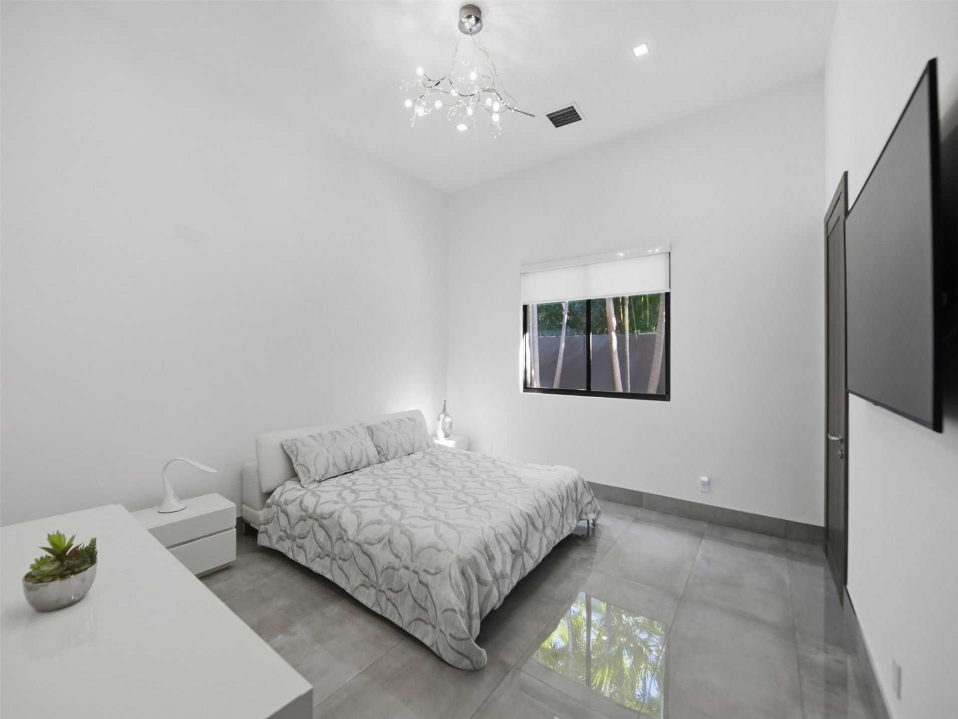 2213 NE 37th Drive, Fort Lauderdale, FL 33308 Photo