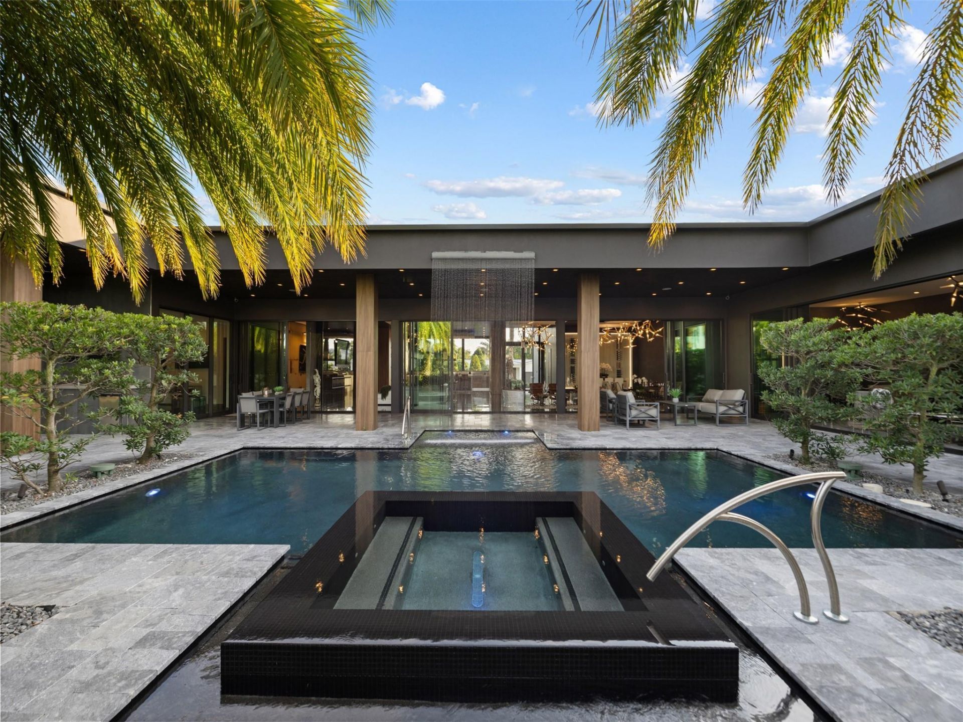 2213 NE 37th Drive, Fort Lauderdale, FL 33308 Photo