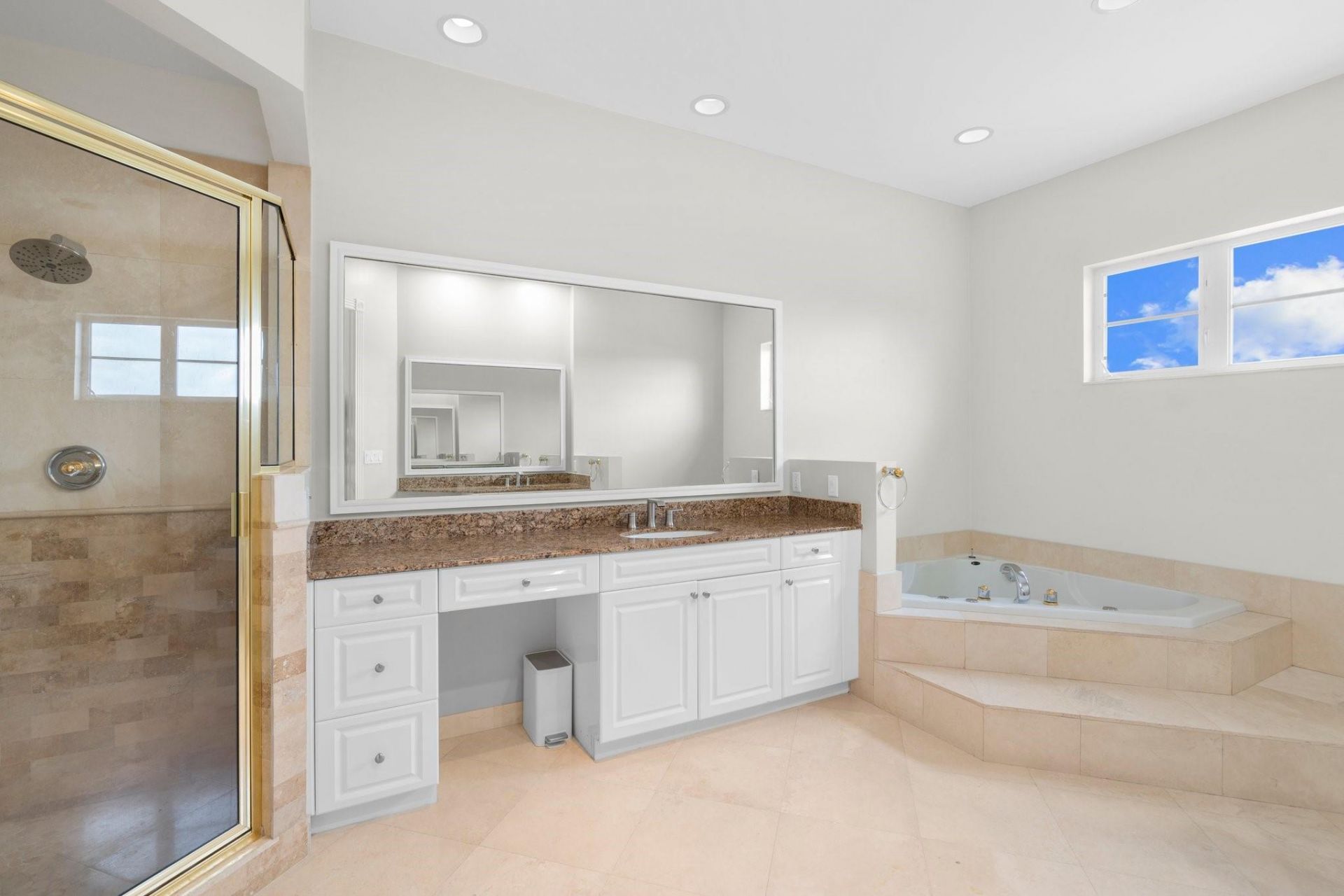 2739 NE 15th Street, Fort Lauderdale, FL 33304 Photo