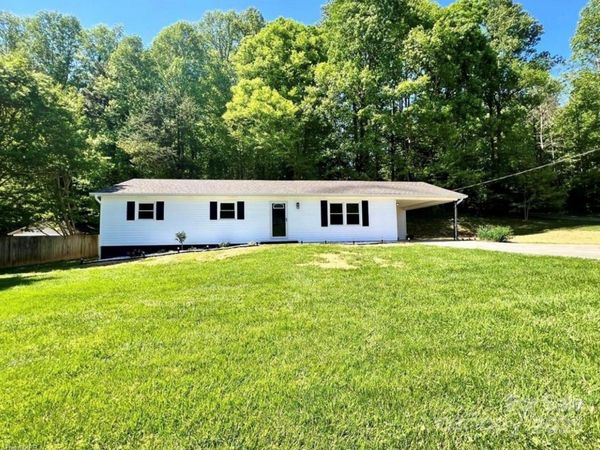 276 Country Club Road, Wilkesboro, NC 28697