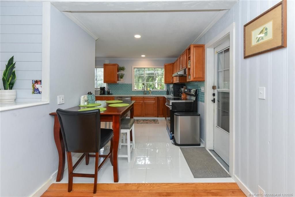 817 SW Saint Lucie Crescent, Stuart, FL 34994 Photo