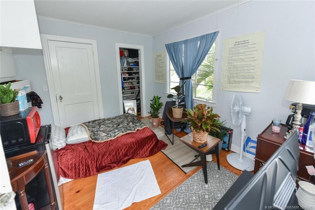 817 SW Saint Lucie Crescent, Stuart, FL 34994 Photo