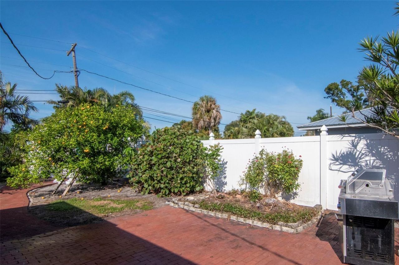 3991 38th Way S, Saint Petersburg, FL 33711 Photo