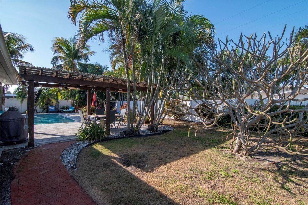 3991 38th Way S, Saint Petersburg, FL 33711 Photo