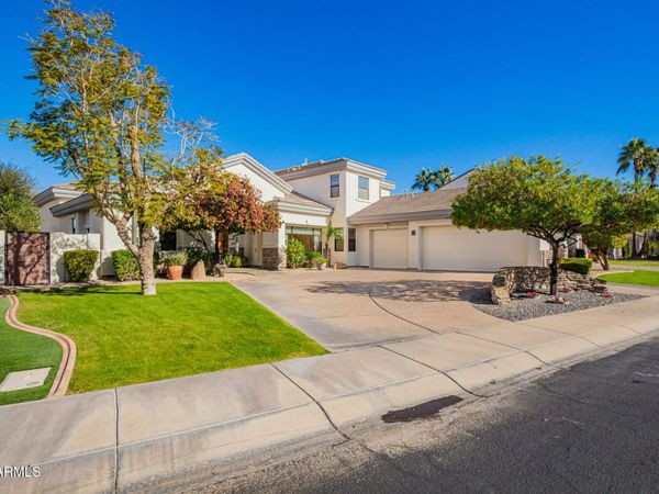 652 W ASTER Court, Chandler, AZ 85248