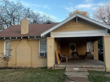 6107 Richmond Avenue, Dallas, TX 75214