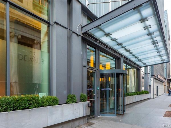 7 Dekalb Avenue, Unit 19F, Brooklyn, NY 11201