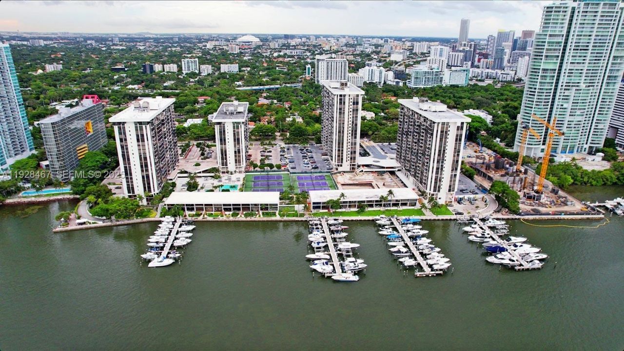 1901 Brickell Ave, Unit B905, Miami, FL 33129 Photo