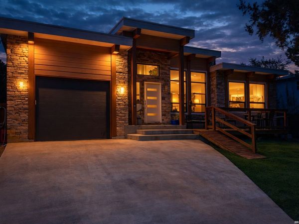 1151 Eastview, Canyon Lake, TX 78133