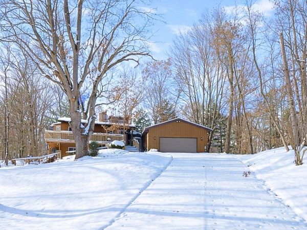 8092 Highland Trail, Canadian Lakes, MI 49346