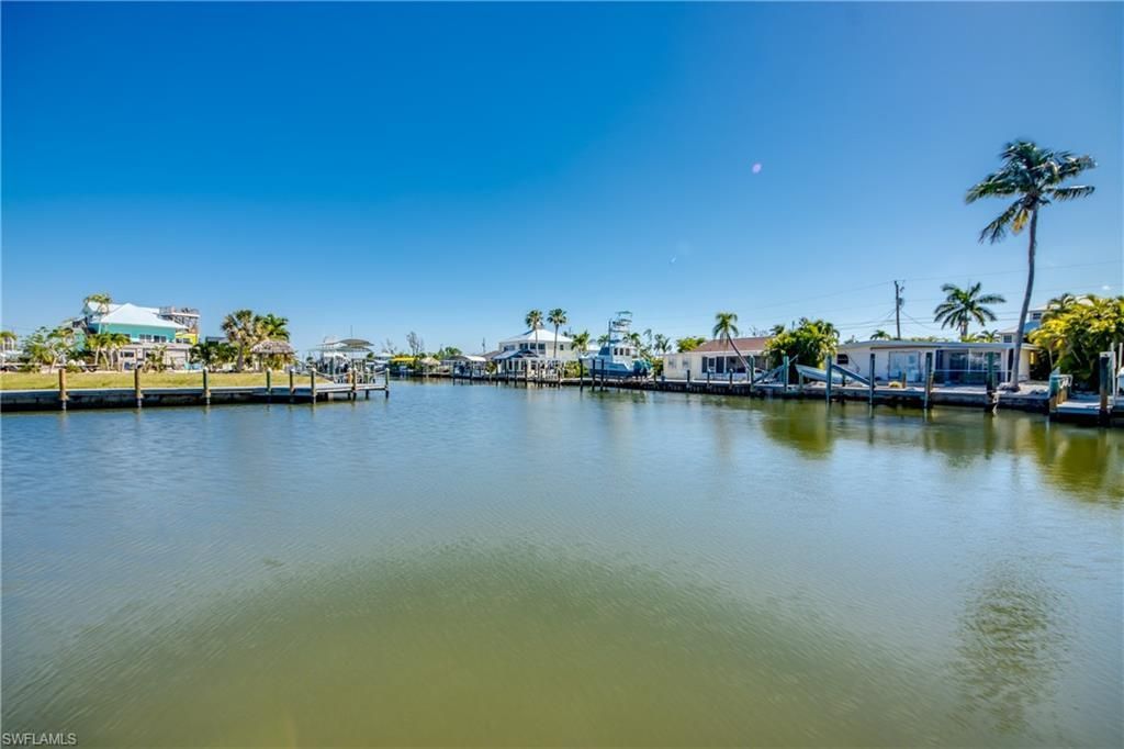 3544 Emerald Ave , Saint James City, FL 33956 Photo