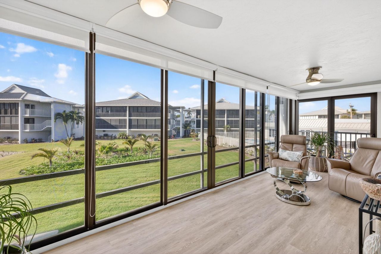 1341 Middle Gulf Dr, Unit 2A, Sanibel, FL 33957 Photo